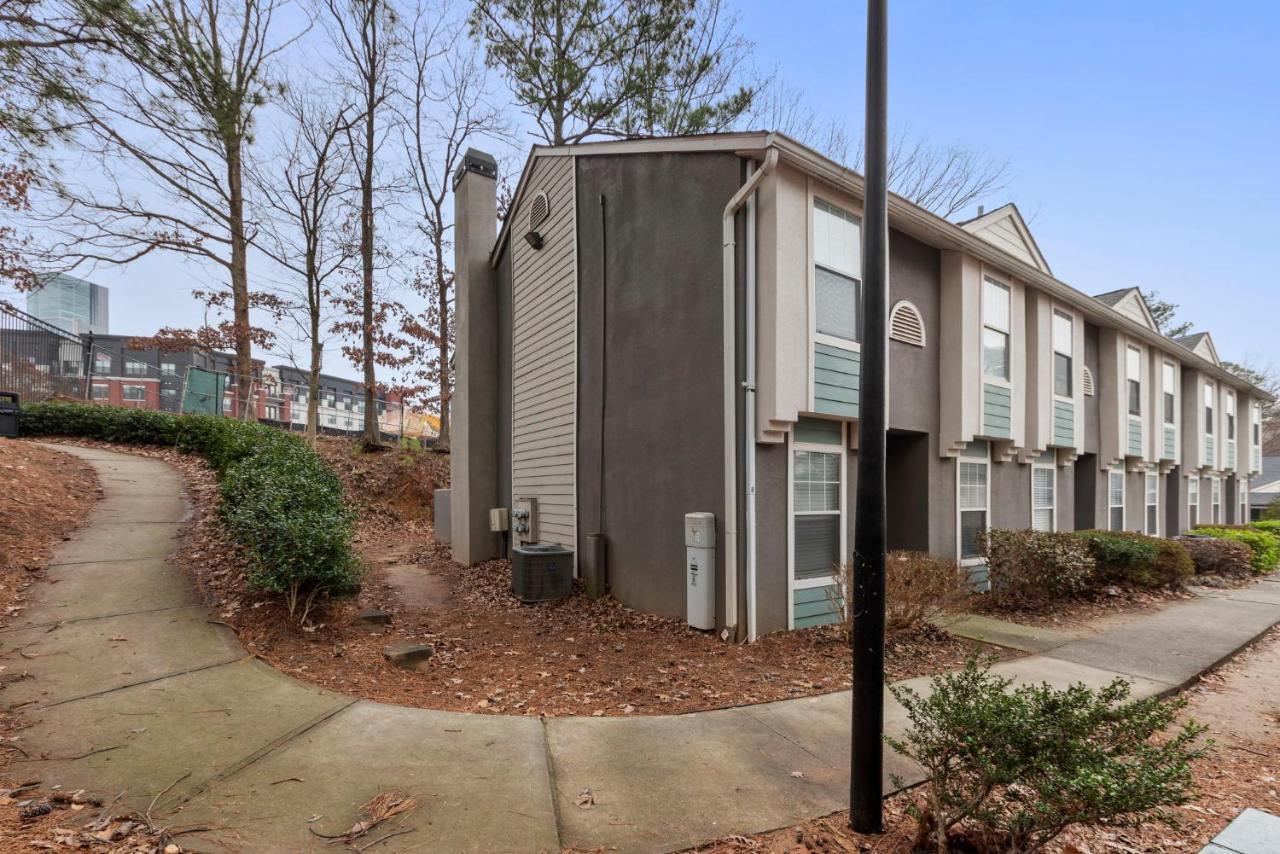 Truist Park Comfort Stays Atlanta Exterior foto